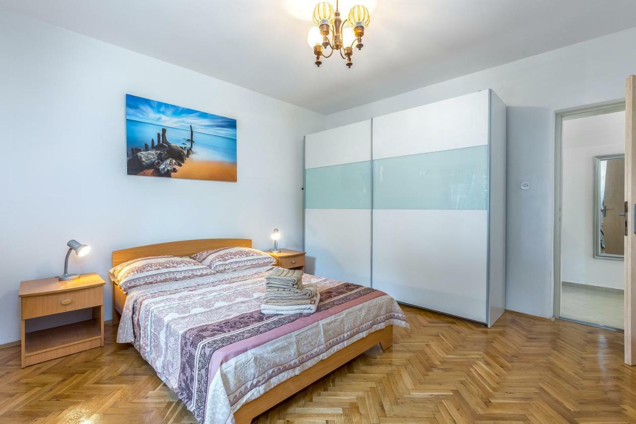 Lucia Apartment *