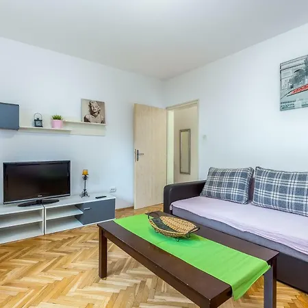 Apartman Lucia Rijeka Exterior photo